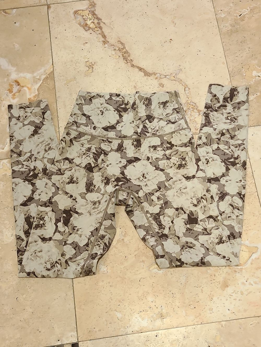 aerie Girls Floral Leggings in Cream and Brown